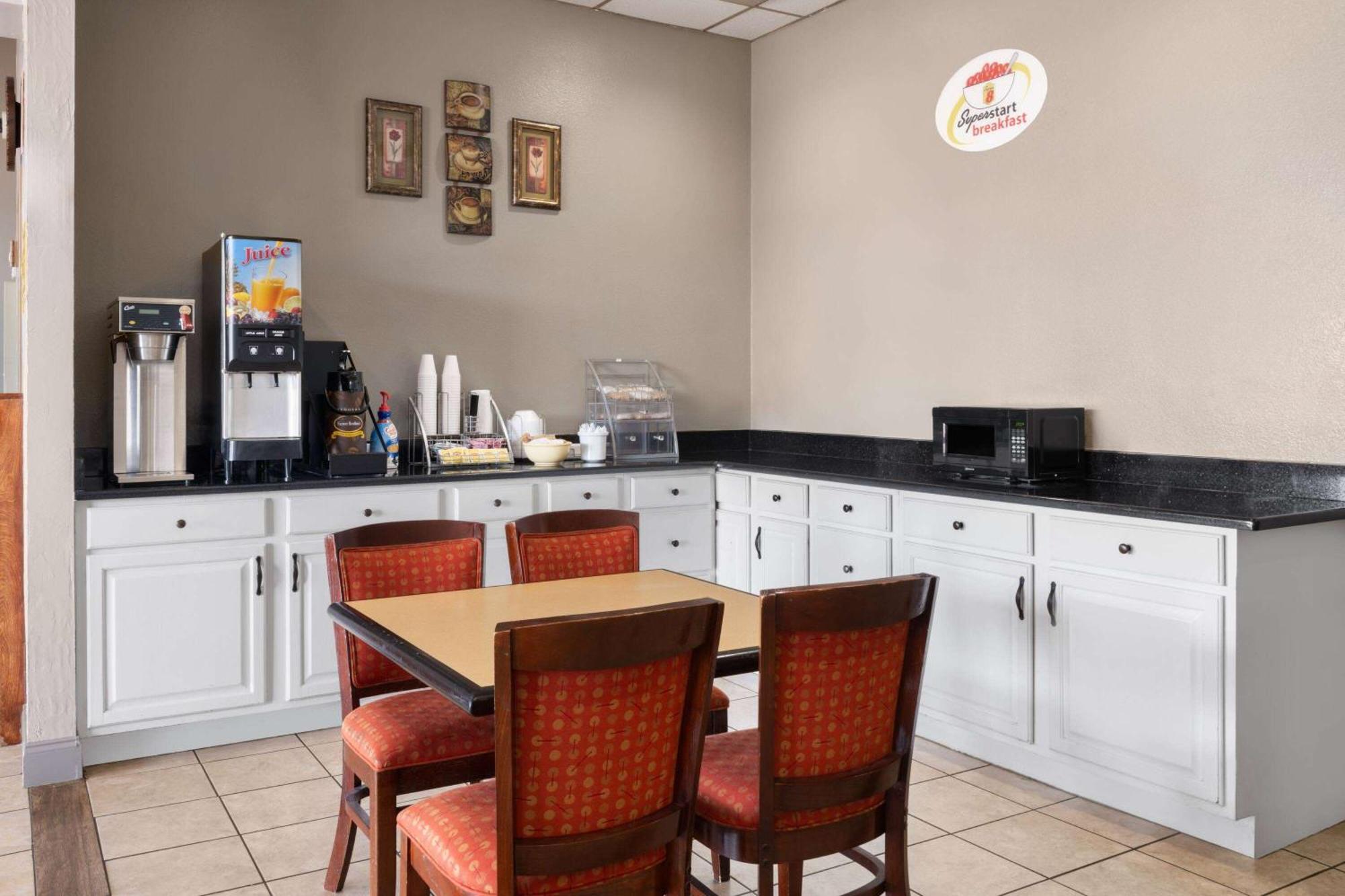 Motel Super 8 By Wyndham Longview/North Zewnętrze zdjęcie
